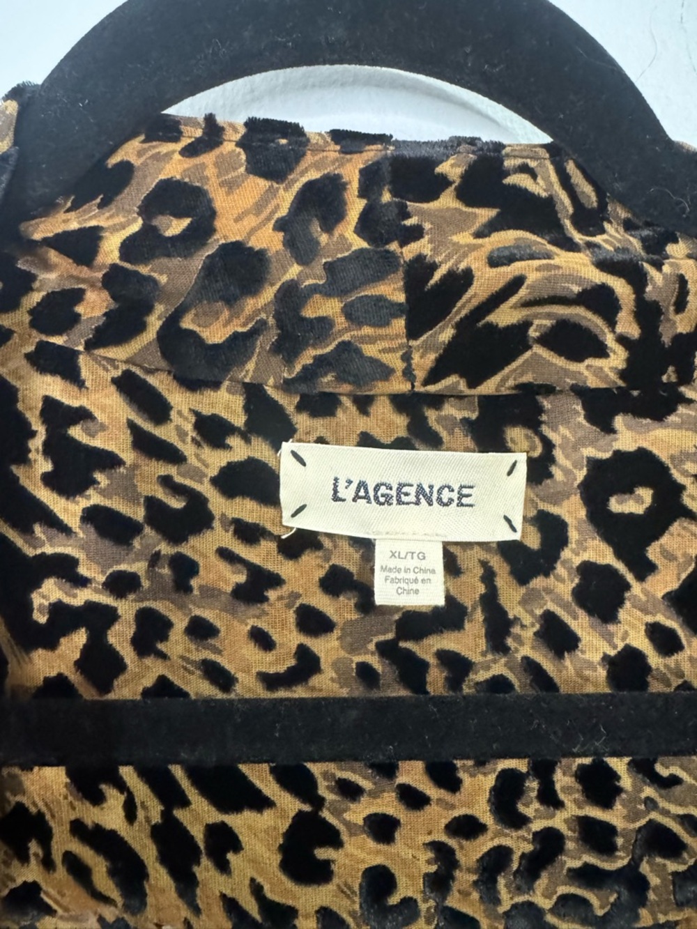L'AGENCE Leopard-Print Open Cardigan Blouse - Picture 5 of 6